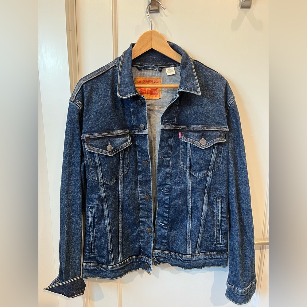 Levi’s Jean Jacket - Men Medium